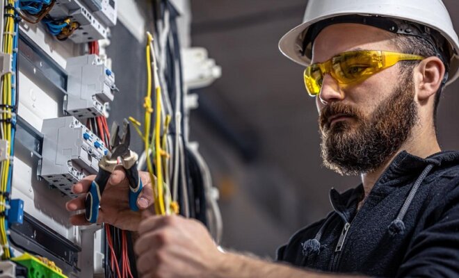 Electrician Castle