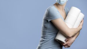 Surgical absorbent compresses